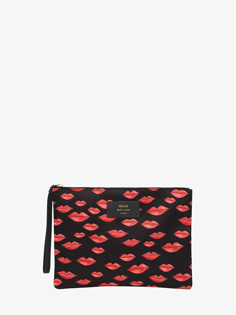 Beso xl pouch bag 1