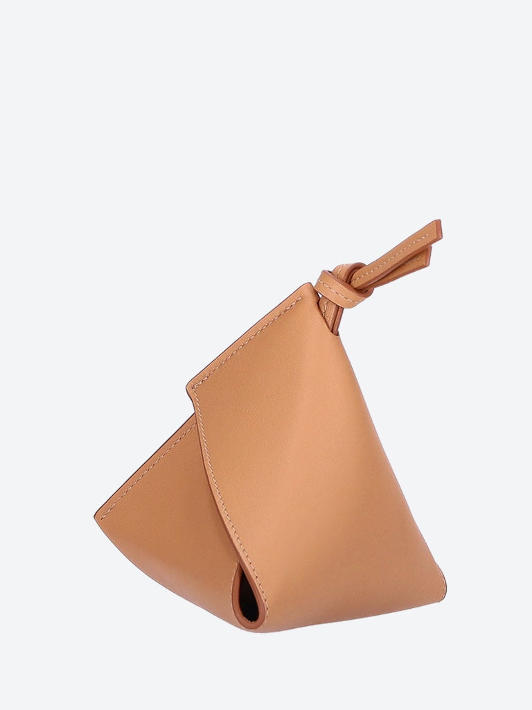 Puzzle Fold charm in classic calfskin 5