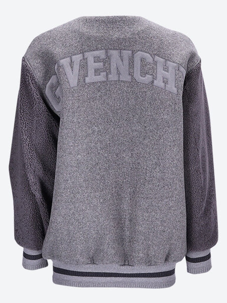 Veste universitaire surdimensionnée