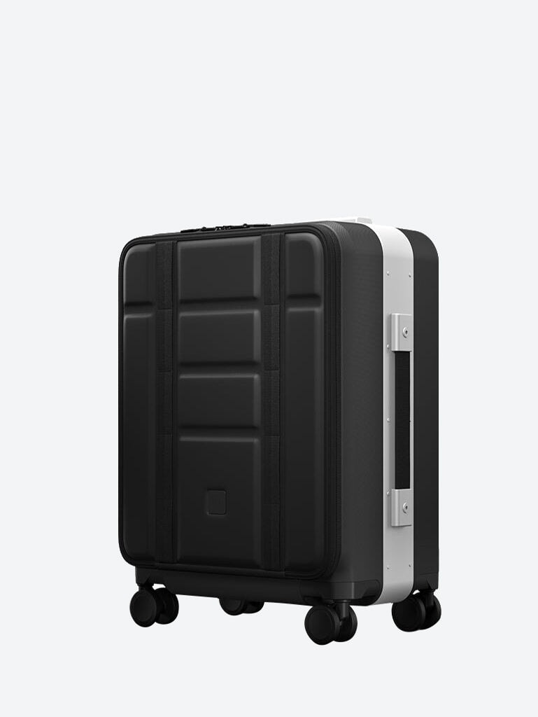 RAMVERK PRO FRONT-ACCESS CARRY-ON - SILVER 2