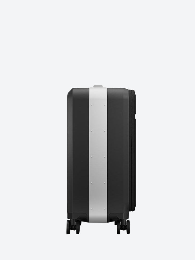 RAMVERK PRO FRONT-ACCESS CARRY-ON - SILVER 3