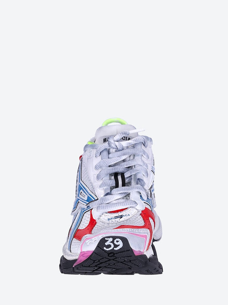 Runner sneakers 3