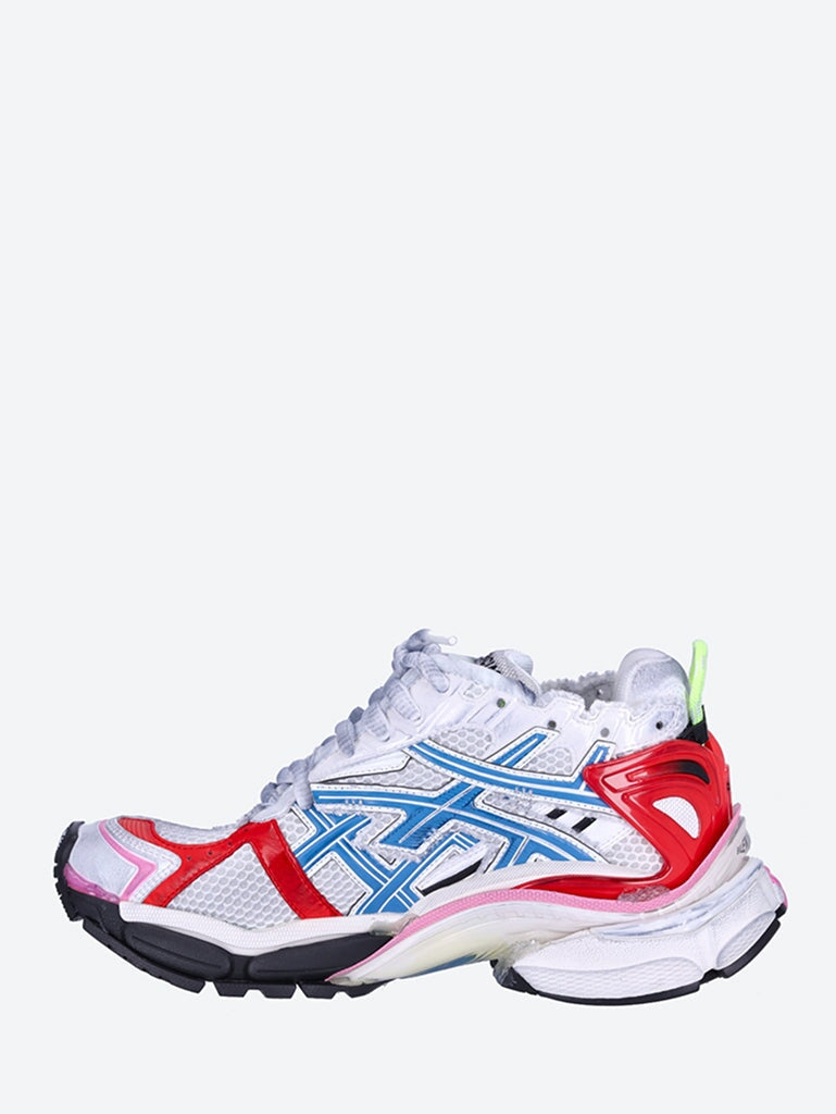 Runner sneakers 4