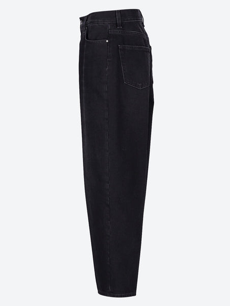 Jean à jambes effilées larges